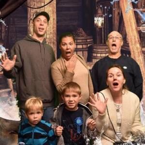 Meet your Posher, Elizabeth